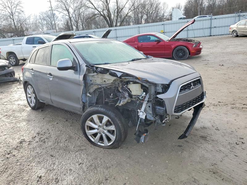 Photo 4 from auction – 2015 MITSUBISHI OUTLANDER with VIN 4A4AR3AU8FE052543
