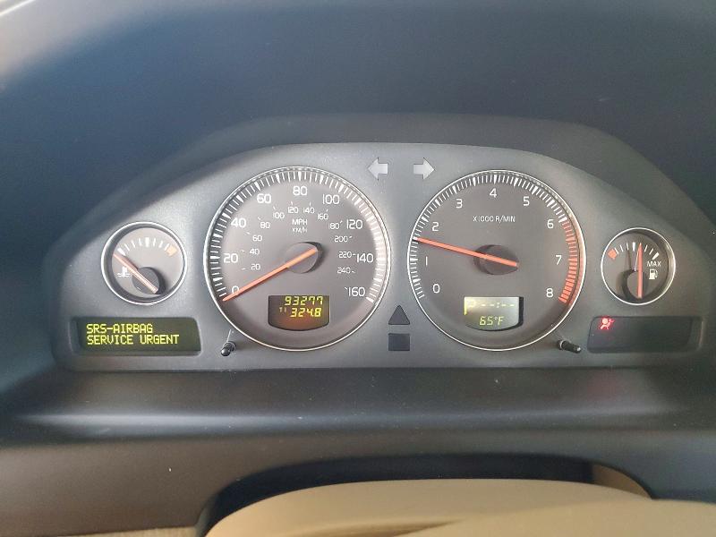 Photo 9 from auction – 2005 VOLVO V70 FWD with VIN YV1SW592851488764