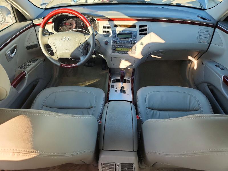 Photo 8 from auction – 2007 HYUNDAI AZERA with VIN KMHFC46F67A154393