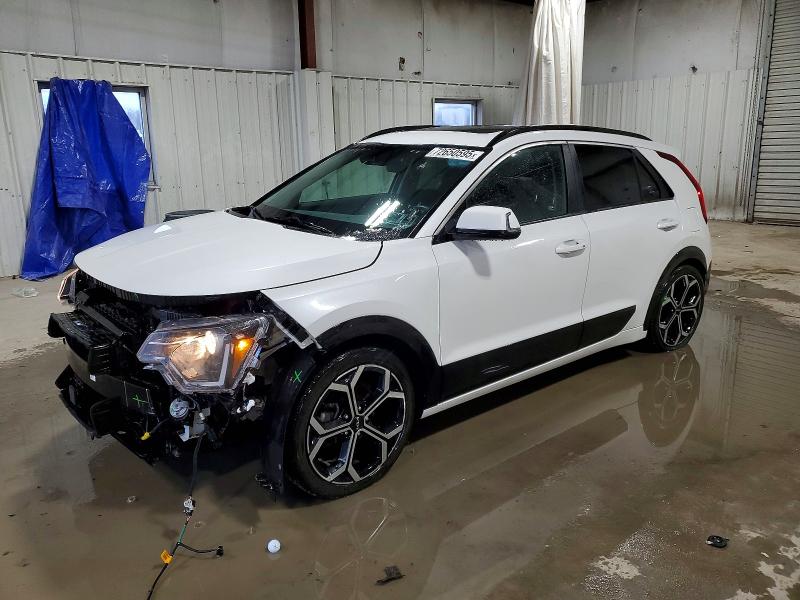KIA NIRO 2023 con VIN KNDCR3LE2P5044820 - Foto de la subasta