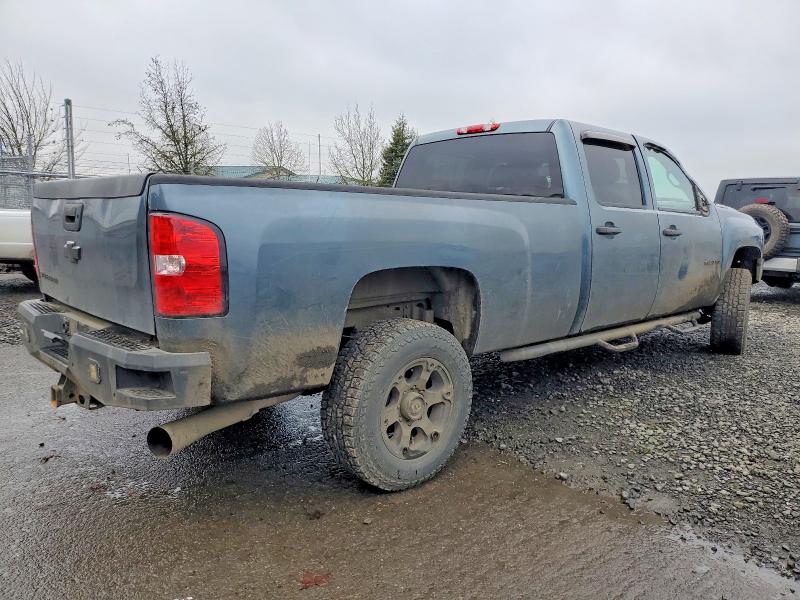Photo 3 from auction – 2011 CHEVROLET SILVERADO with VIN 1GC4K0C86BF215766