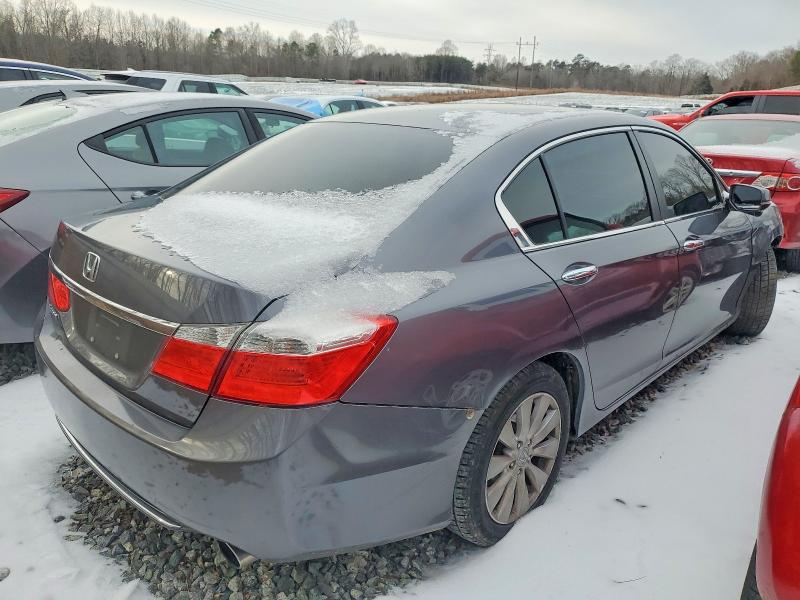 Photo 3 from auction – 2013 HONDA ACCORD EX with VIN 1HGCR2E79DA107165