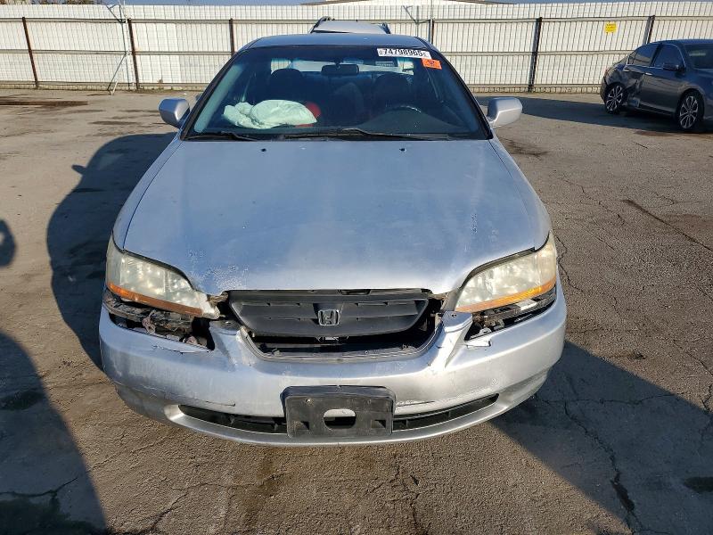 Photo 5 from auction – 2000 HONDA ACCORD with VIN 1HGCG2243YA021372