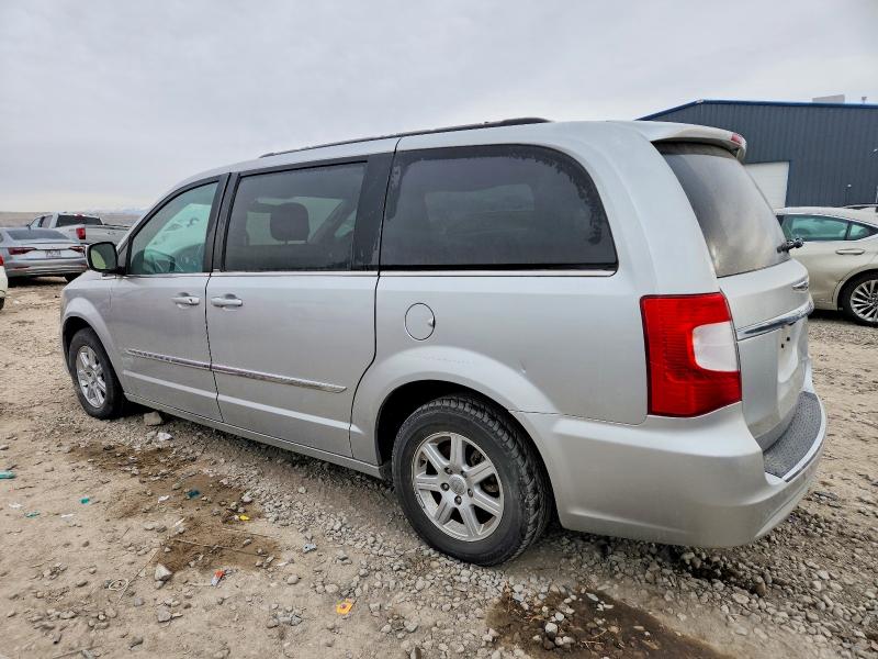 Photo 2 from auction – 2011 CHRYSLER TOWN & COU with VIN 2A4RR5DG0BR608041