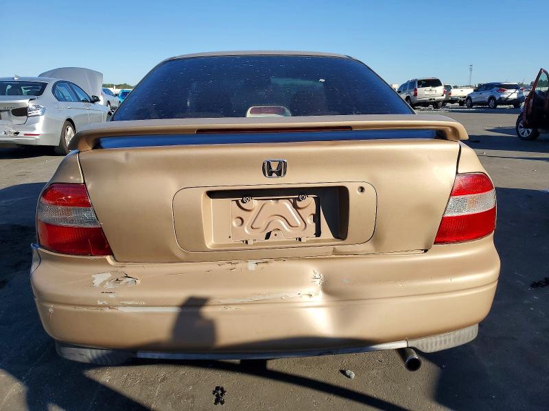 Photo 6 from auction – 1994 HONDA ACCORD with VIN JHMCD5630RC069426