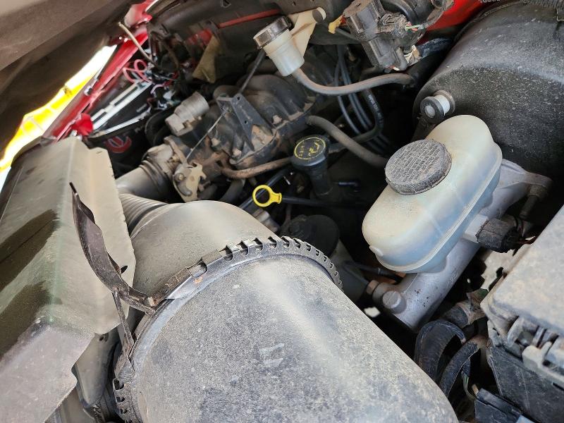 Photo 11 from auction – 2002 FORD F150 with VIN 1FTRF18202NC05177