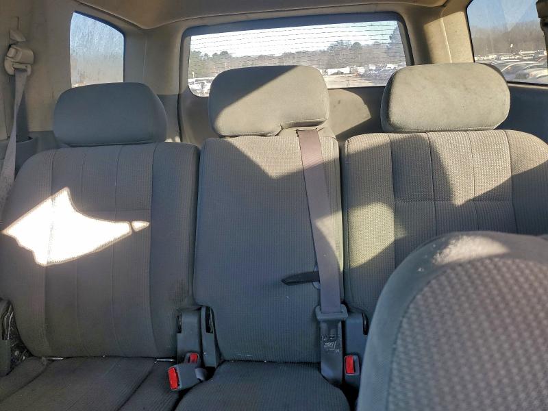 Photo 10 from auction – 2005 DODGE DURANGO ST with VIN 1D4HD38K75F500128