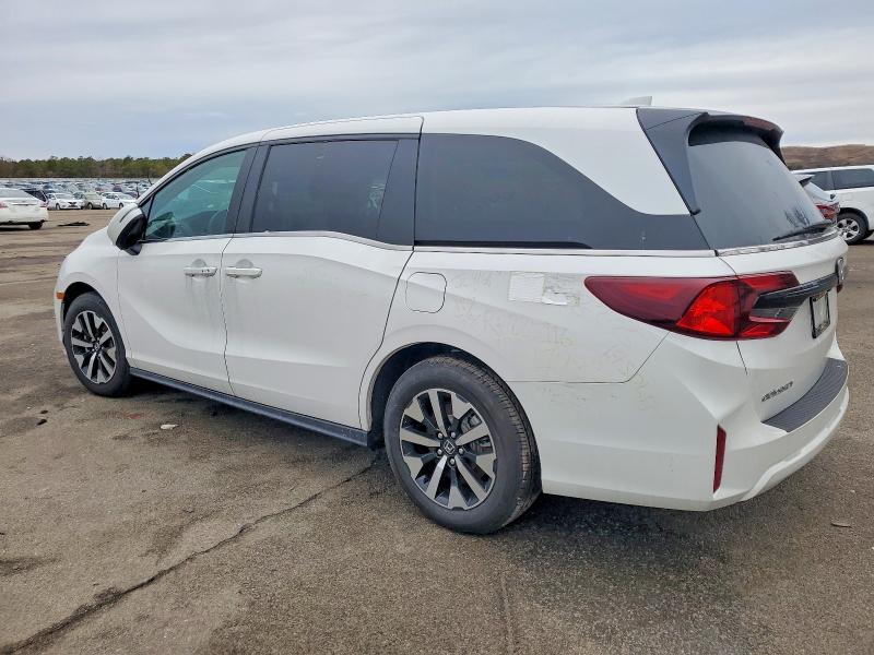 Photo 2 from auction – 2025 HONDA ODYSSEY with VIN 5FNRL6H67SB033219