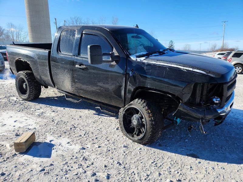 Photo 4 from auction – 2011 CHEVROLET SILVERADO with VIN 1GCRKSE39BZ177841