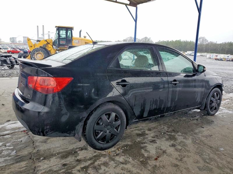 Photo 3 from auction – 2010 KIA FORTE EX with VIN KNAFU4A21A5860934