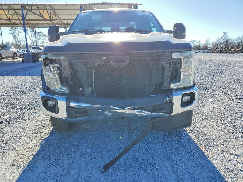 Photo 5 from auction – 2017 FORD F250 with VIN 1FT7W2B65HEC12952