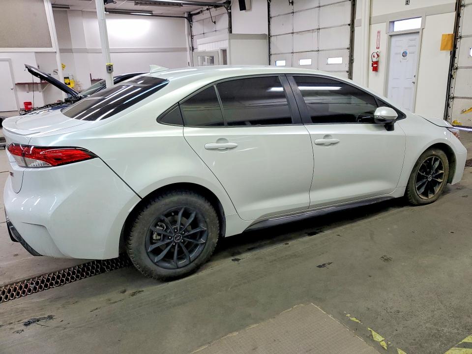 Photo 3 from auction – 2024 TOYOTA COROLLA with VIN JTDS4MCE2RJ105593