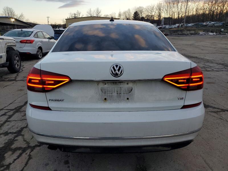 Photo 6 from auction – 2017 VOLKSWAGEN PASSAT with VIN 1VWDT7A32HC000552