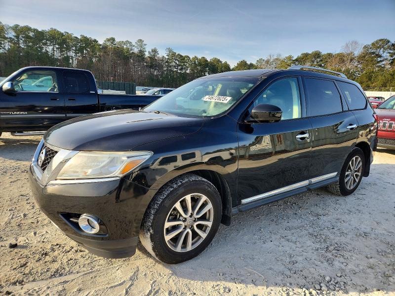 NISSAN PATHFINDER 2015 con VIN 5N1AR2MN8FC632971 - Foto de la subasta