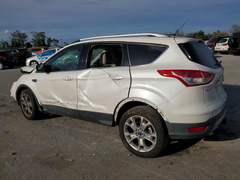 Photo 2 from auction – 2014 FORD ESCAPE with VIN 1FMCU0J94EUE34416