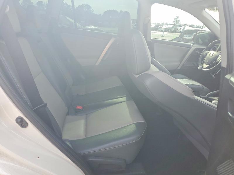 Photo 11 from auction – 2015 TOYOTA RAV4 LIMIT with VIN 2T3YFREV7FW196923