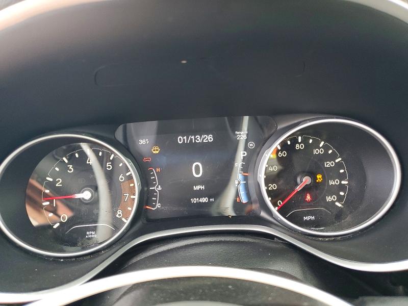 Photo 9 from auction – 2018 JEEP COMPASS with VIN 3C4NJDBB6JT282495