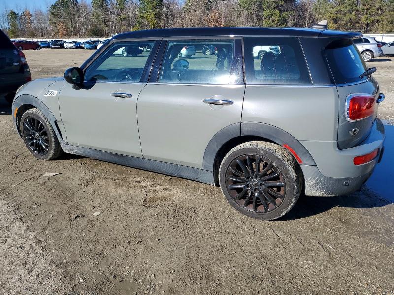 Photo 2 from auction – 2017 MINI COOPER CLU with VIN WMWLN5C36H2E33890