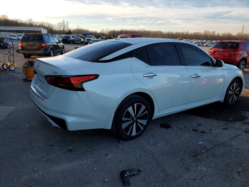 Photo 3 from auction – 2021 NISSAN ALTIMA with VIN 1N4BL4DV4MN300989