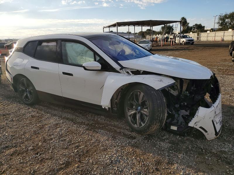 Photo 4 from auction – 2025 BMW IX XDRIVE5 with VIN WB523CF05SCT69569