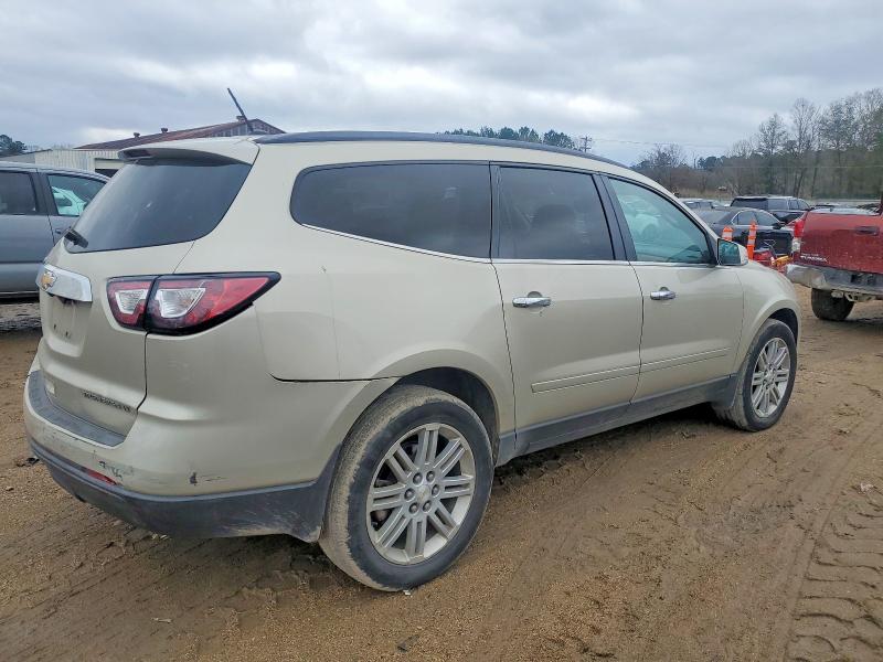 Photo 3 from auction – 2013 CHEVROLET TRAVERSE L with VIN 1GNKRGKD9DJ240193