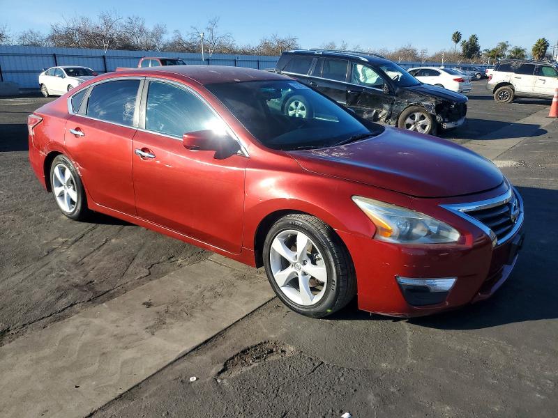 Photo 4 from auction – 2015 NISSAN ALTIMA with VIN 1N4AL3AP6FC429844