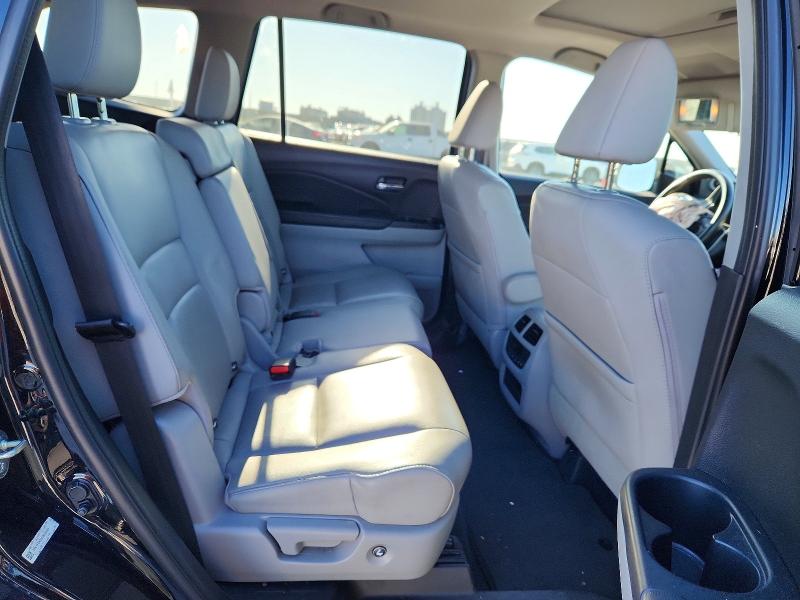Foto 11 de la subasta – 2016 HONDA PILOT con VIN 5FNYF6H52GB099808