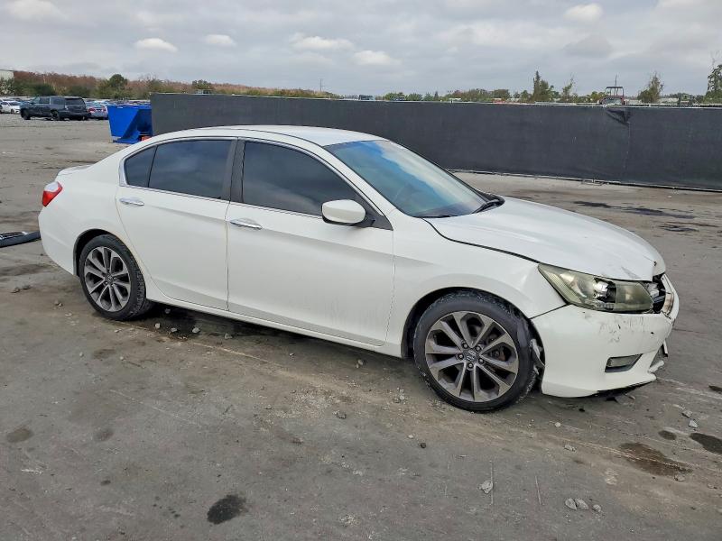 Photo 4 from auction – 2014 HONDA ACCORD with VIN 1HGCR2F5XEA291756