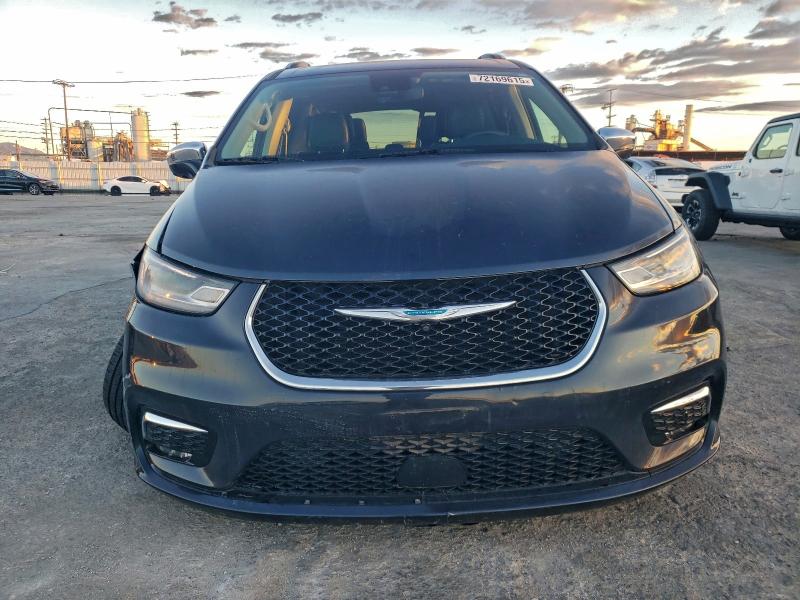 Photo 5 from auction – 2021 CHRYSLER PACIFICA H with VIN 2C4RC1S74MR518140
