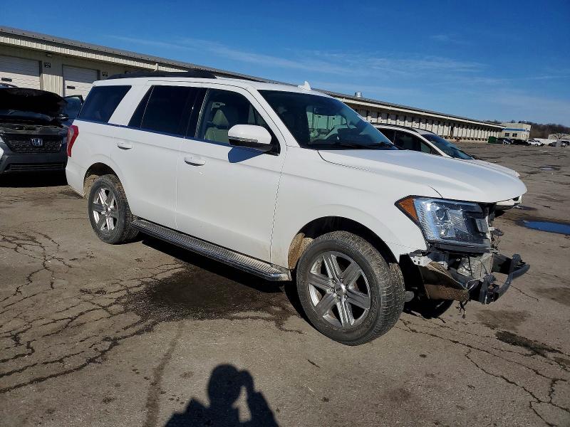 Photo 4 from auction – 2021 FORD EXPEDITION with VIN 1FMJU1HT5MEA40379