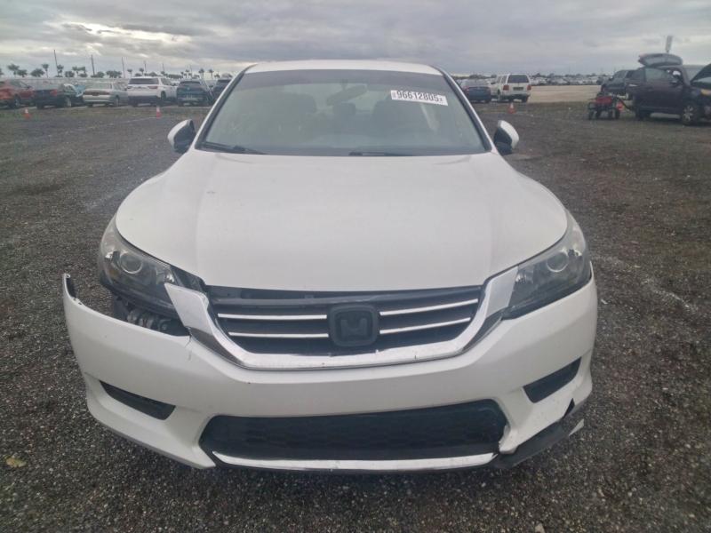 Photo 5 from auction – 2015 HONDA ACCORD SPO with VIN 1HGCR2F59FA243795