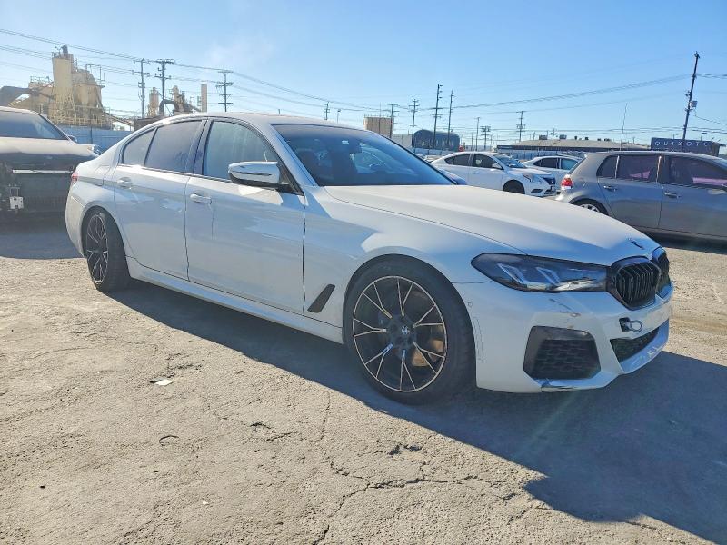 Photo 4 from auction – 2021 BMW M550XI with VIN WBA13BK03MCF77744