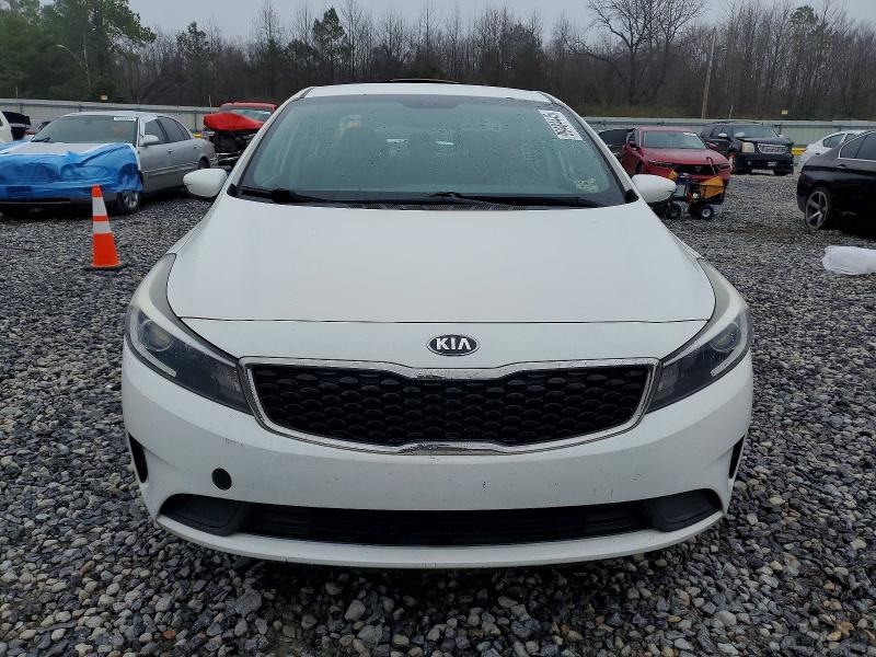 Photo 5 from auction – 2017 KIA FORTE LX with VIN 3KPFK4A72HE047704
