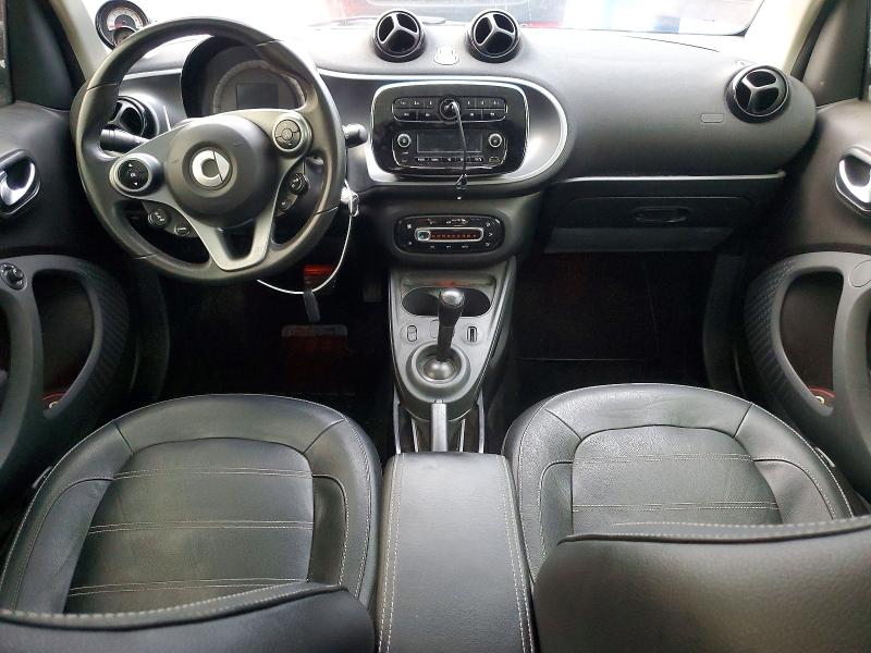 Photo 8 from auction – 2016 SMART FORTWO with VIN WMEFJ5DAXGK055451