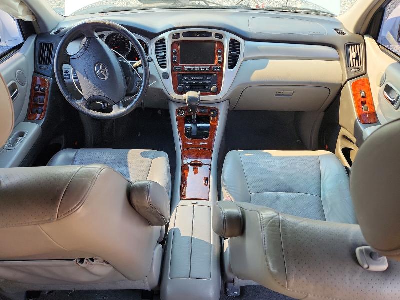 Photo 8 from auction – 2006 TOYOTA HIGHLANDER with VIN JTEDW21A960004698