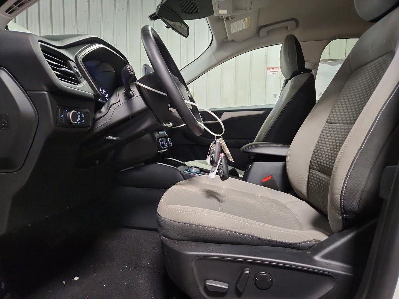 Photo 7 from auction – 2022 FORD ESCAPE SE with VIN 1FMCU9G65NUB65263