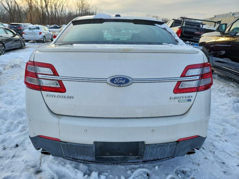 Photo 6 from auction – 2016 FORD TAURUS LIM with VIN 1FAHP2J84GG125461