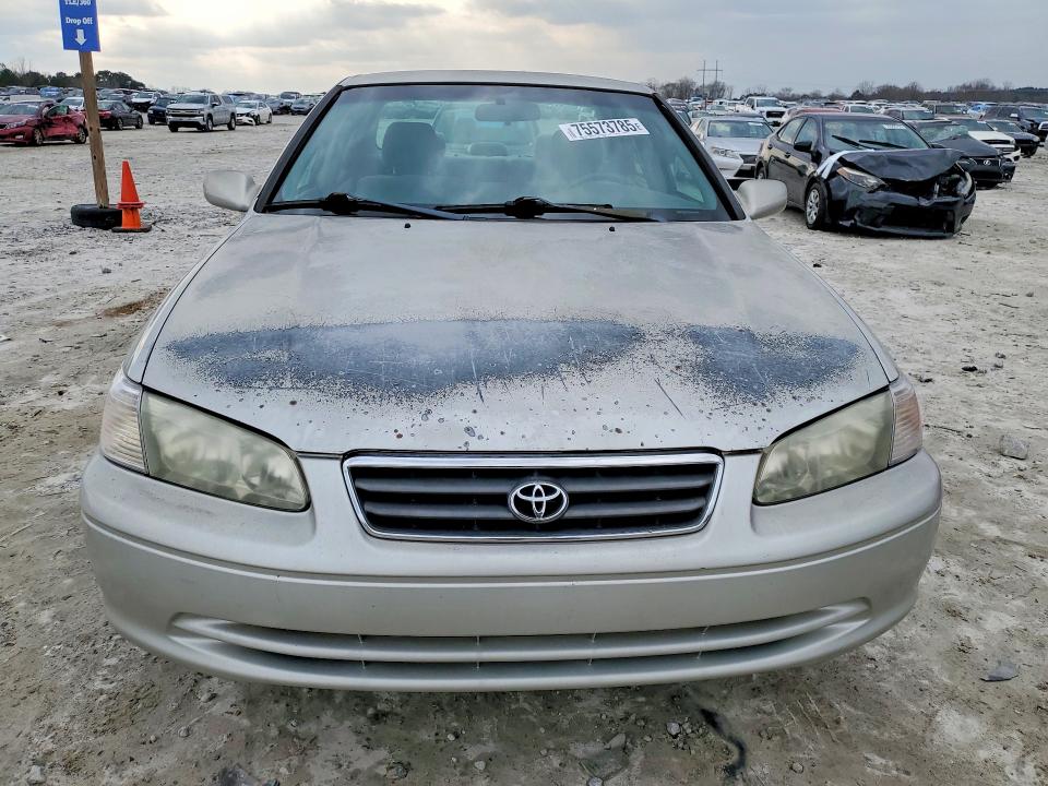 Photo 5 from auction – 2001 TOYOTA CAMRY with VIN 4T1BG22K11U079795