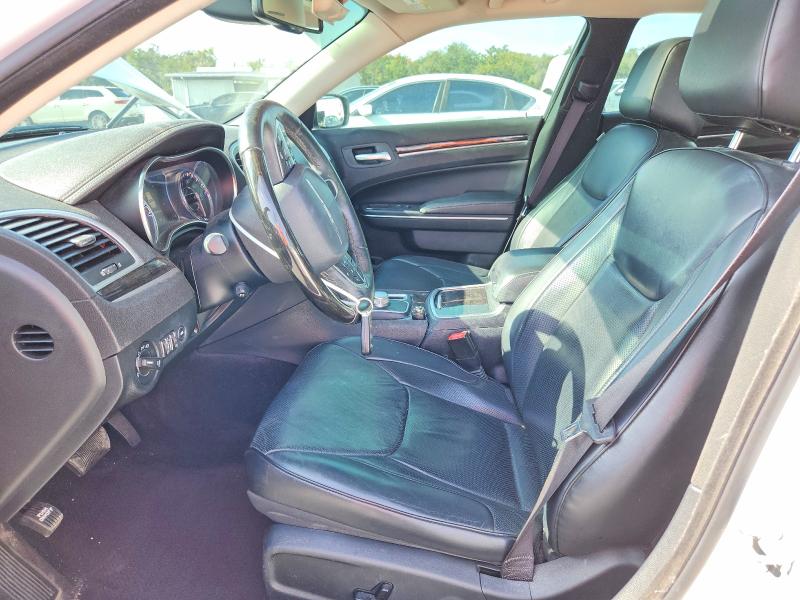 Photo 7 from auction – 2017 CHRYSLER 300C with VIN 2C3CCAEG6HH570371