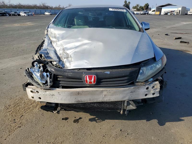 Photo 5 from auction – 2012 HONDA CIVIC with VIN 19XFB2F52CE328759