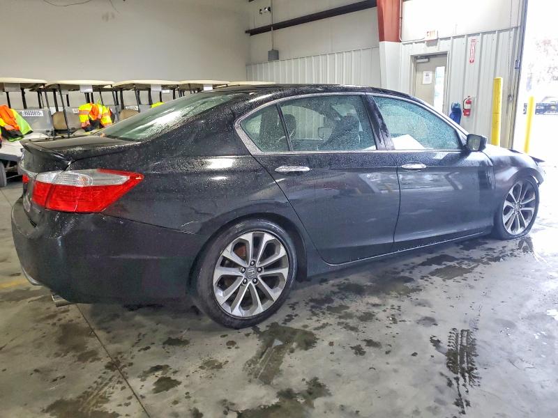 Photo 3 from auction – 2014 HONDA ACCORD SPO with VIN 1HGCR2E57EA165713