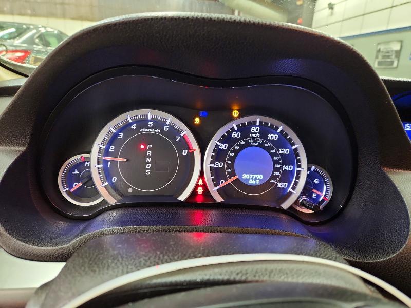 Photo 9 from auction – 2012 ACURA TSX with VIN JH4CU2F47CC011344