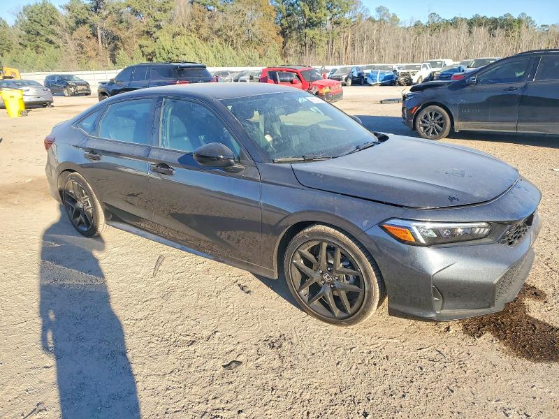 Photo 4 from auction – 2026 HONDA CIVIC SPOR with VIN 2HGFE2F59TH541172