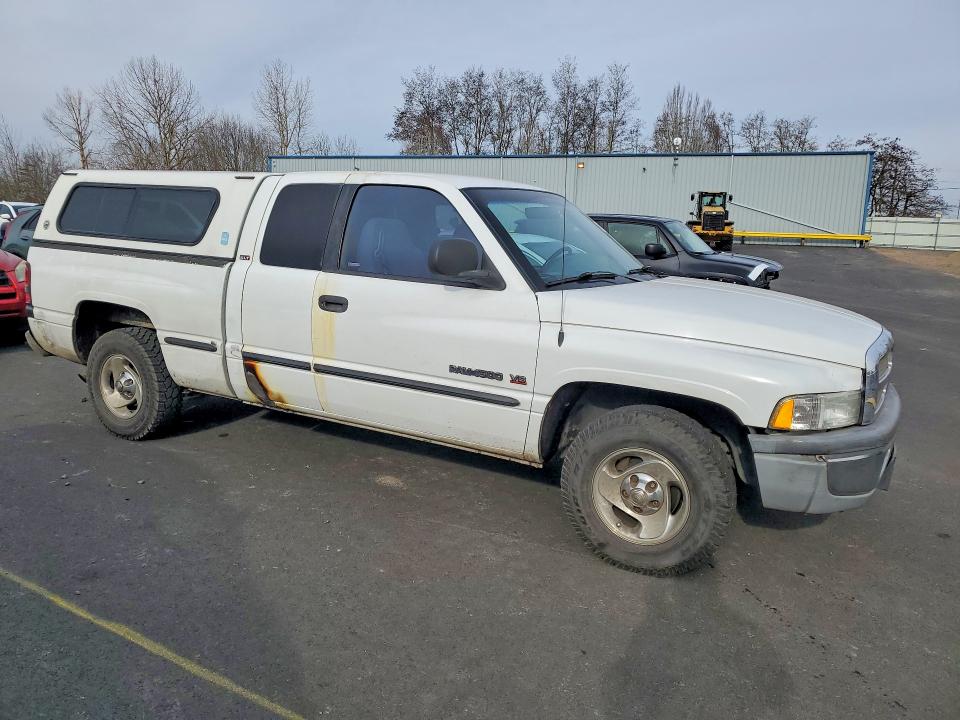 Photo 4 from auction – 1999 DODGE RAM 1500 with VIN 1B7HC13Y4XJ551408