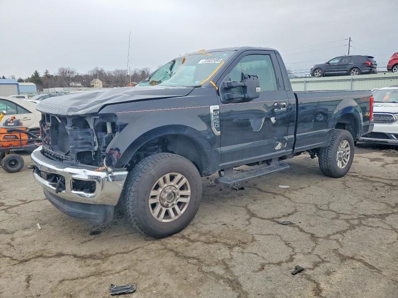 FORD F250 SUPER 2017 with VIN 1FTBF2B69HEC04699 - Photo from auction