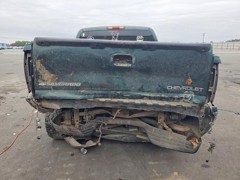 Photo 6 from auction – 2003 CHEVROLET SILVERADO with VIN 2GCEC19T231324074