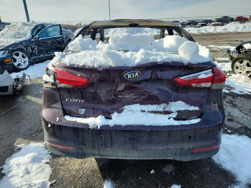 Photo 6 from auction – 2017 KIA FORTE with VIN 3KPFK4A71HE137006