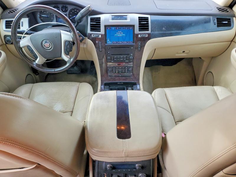 Foto 8 de la subasta – 2008 CADILLAC ESCALADE E con VIN 3GYFK628X8G235856