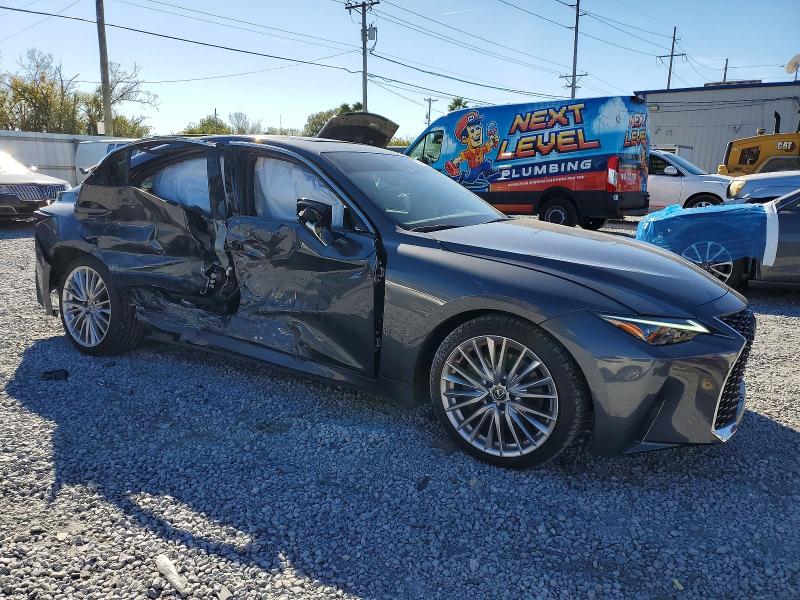 Photo 4 from auction – 2024 LEXUS IS with VIN JTHDA1D20R5132299