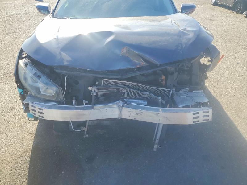 Photo 11 from auction – 2018 HONDA CIVIC with VIN 2HGFC2F59JH555267